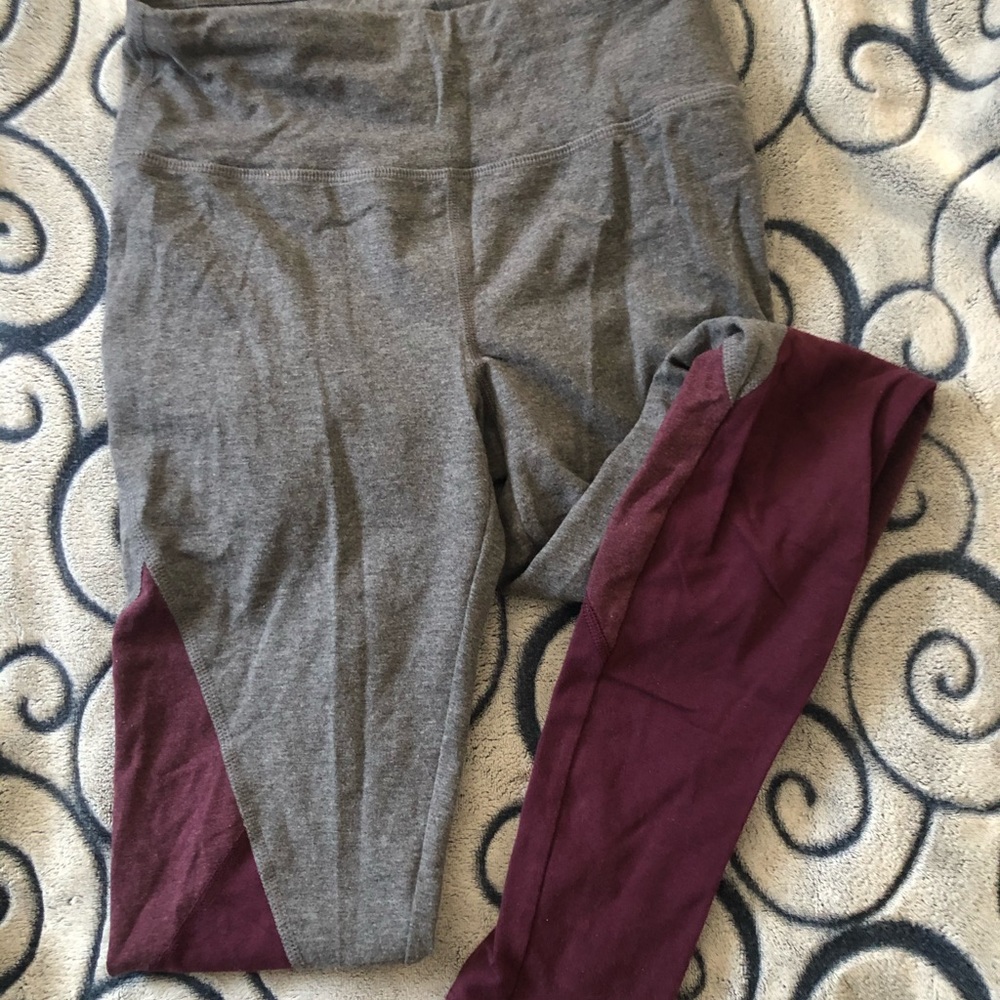 athletic leggings
